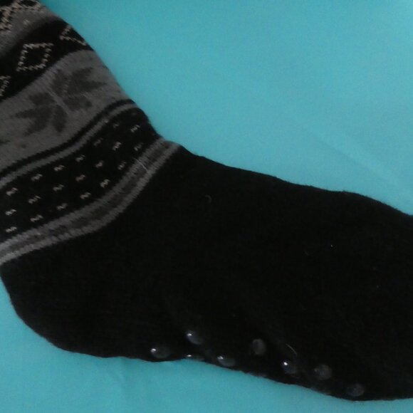 Womens Thick Cute Cozy Fuzzy Winter Warm Thermal Wool Home & Bed Socks | OS - Picture 10 of 14